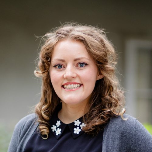 Carly Bowling headshot